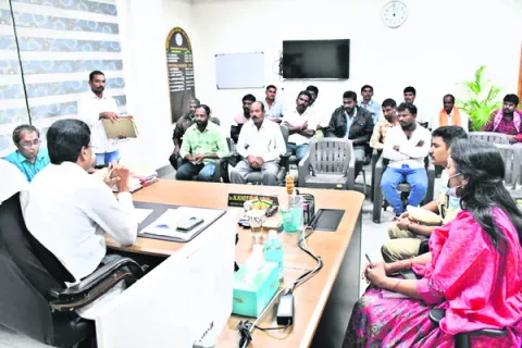 సమస్యలు సృష్టిస్తే చర్యలు తప్పవు 