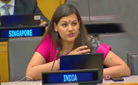 Know about Indian Diplomat Petal Gahlot who-Shredded Pakistan PM 