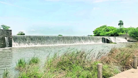 జిల్లాలో మోస్తరు వర్షం