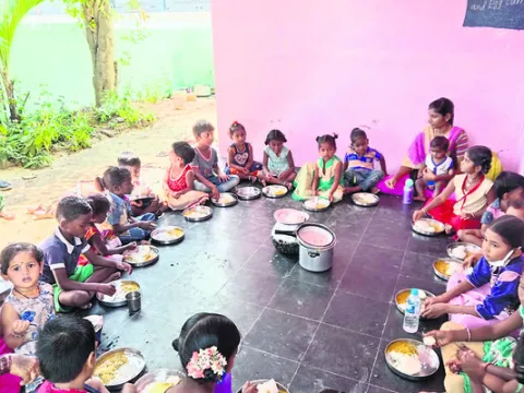 అంగన్‌వాడీ.. అధోగతి 