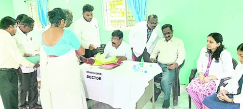 వైద్య శిబిరాలు  సద్వినియోగం చేసుకోవాలి