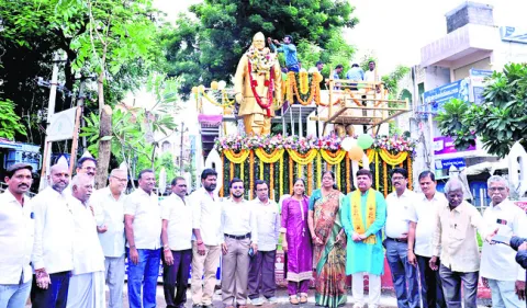 తెలంగాణ ఉద్యమానికి కొండా లక్ష్మణ్‌ స్ఫూర్తి
