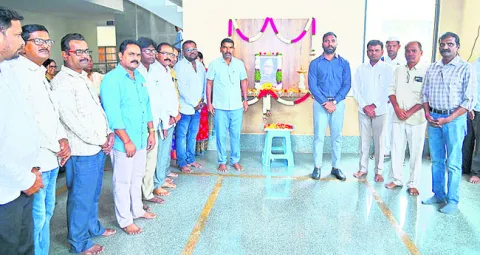 ఉద్యమాల ఊపిరి కొండా లక్ష్మణ్‌