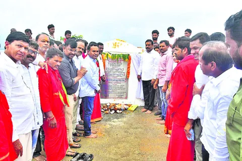 లైటింగ్‌తో కొత్తశోభ