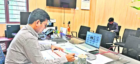 ‘పోలవరం’ రైతులకు ప్రత్యామ్నాయ భూములు 