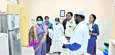 సిబ్బంది విధుల్లో నిర్లక్ష్యం వహించొద్దు 