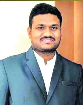 ఇంటర్వ్యూకి వెళ్లి   అనంతలోకాలకు..