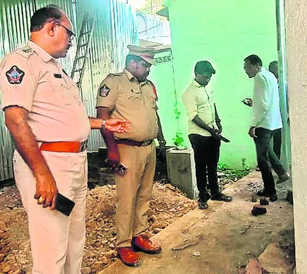రాళ్ల