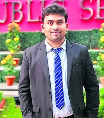   ఎస్సీ కోటాలో రాష్ట్రస్థాయి మొదటి ర్యాంక్‌
