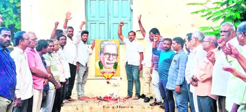 సమాజాన్ని మార్చింది జాషువా సాహిత్యమే