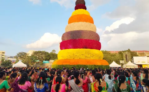 Bathukamma Programme In Hyderabad Placed In Guinness Record