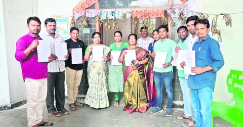 పల్లె ఓటర్లు 