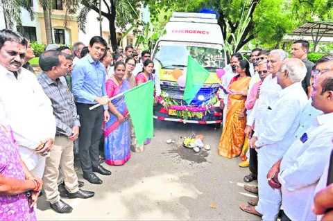 అత్యవసర సేవలకు ప్రథమ ప్రాధాన్యం