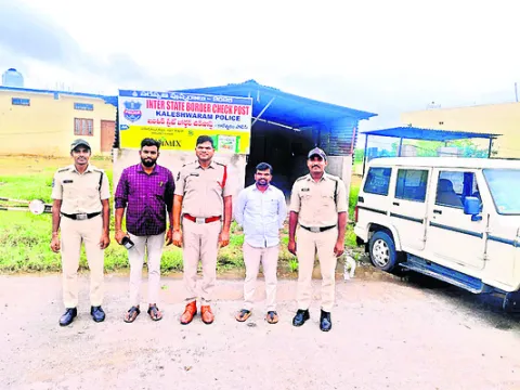 యూరియా  అందించడంలో విఫలం
