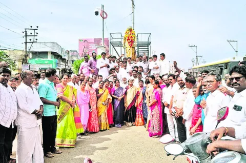 ప్రతి మదిలో రాజన్న జ్ఞాపకాలు
