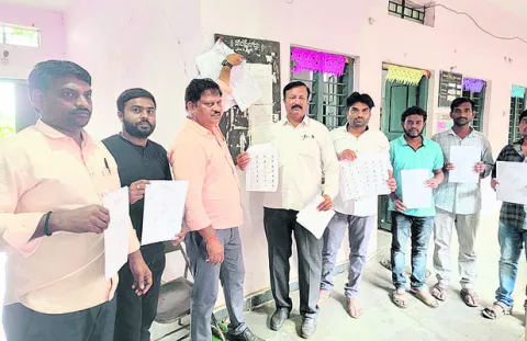 పల్లెల్లో ‘స్థానిక’ సందడి 