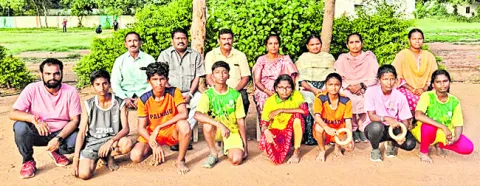 టెన్నికాయిట్‌ జిల్లా జట్ల ఎంపిక 