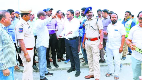 నిమజ్జనానికి ఎలాంటి ఇబ్బందులూ కలగవద్దు