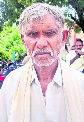ధర్నాలు.. రాస్తారోకోలు