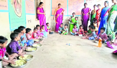 భర్తీ జాప్యం.. పని భారం!
