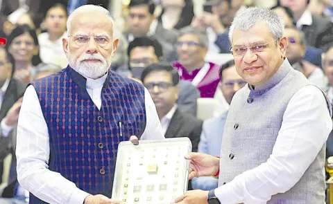 The Vikram-32 Chip Handed Over To PM Modi At Semicon 2025