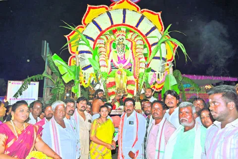 గజ గణపతి!