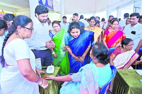ఆరోగ్యం పట్ల శ్రద్ధ వహించాలి 