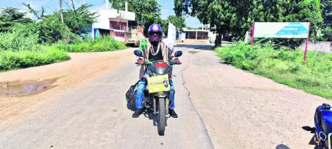 డ్రగ్స్‌ రహిత సమాజం కోసం బైక్‌ యాత్ర 
