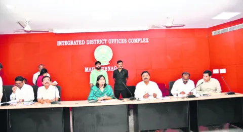 ఎన్నికలు సవ్యంగా నిర్వహిద్దాం 