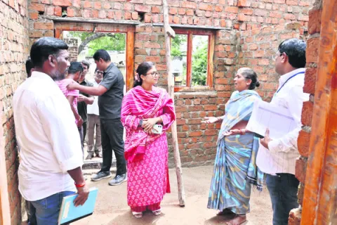 జిల్లాలో ఎన్నికల కోడ్‌ అమలు