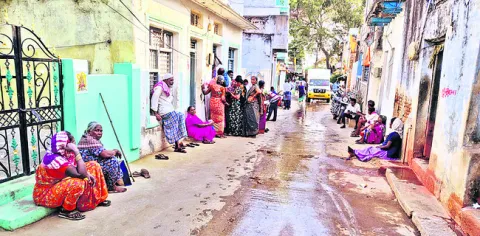 తిండి గింజలకూ తిప్పలే! 
