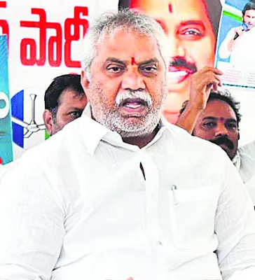 దుర్గమ్మ సాక్షిగా చంద్రబాబు పచ్చి అబద్ధాలు 