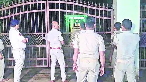 ఉత్కళ క్యాంపస్‌లో ఉద్రిక్తత