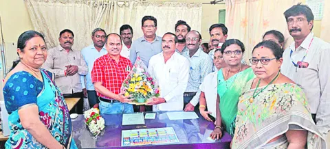 జీజీహెచ్‌ ఏడీగా పూసల శ్రీనివాసరావు 