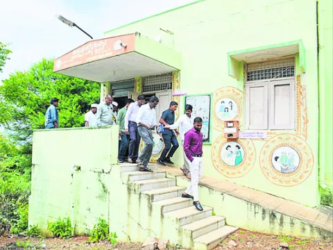 సీజనల్‌ వ్యాధులపై అప్రమత్తంగా ఉండాలి