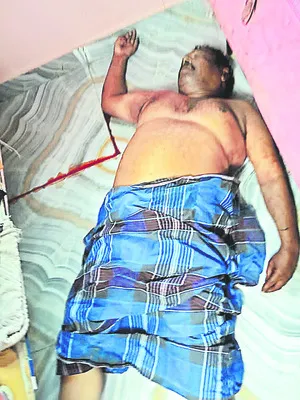 ప్రాణం తీసిన వివాహేతర బంధం