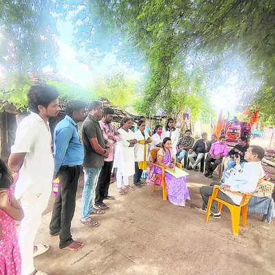 ప్రజల ఆరోగ్య రక్షణకు వైద్యశిబిరాలు
