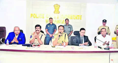 నేరస్తులకు భయం కలిగించాలి : సీపీ