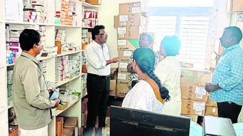 రక్త పరీక్షలు చేయించండి 