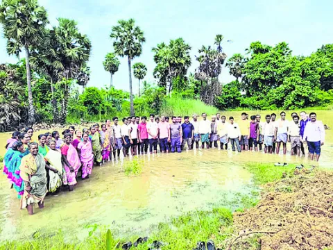 ఈ చెరువు ఎవరి సొంతం..?