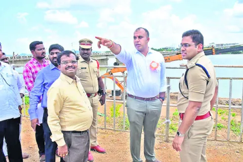 గణేశ్‌ నిమజ్జనానికి ఏర్పాట్లు పూర్తి