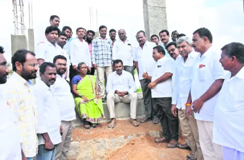 పేదల సొంతింటి కల సాకారం 