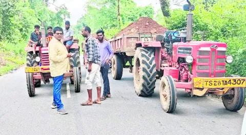 తహసీల్దార్‌ను బురిడీకొట్టించిన మాఫియా!