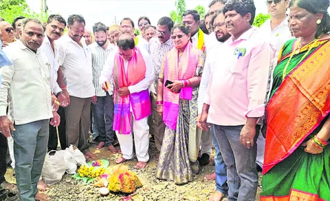 మరోసారి బయటపడ్డ టీడీపీ వర్గ విబేధాలు 