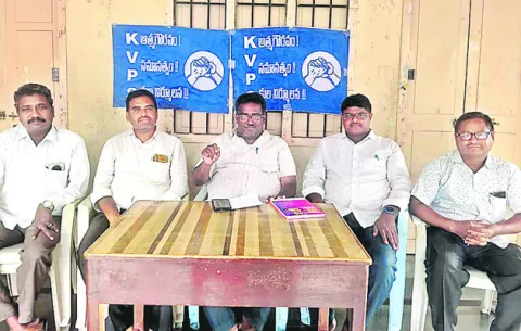 తురకపాలెం మరణాలు ప్రభుత్వ హత్యలే 