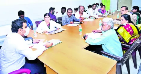 నాణ్యమైన వైద్య సేవలందించండి 
