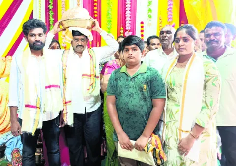 రూ.16.63 లక్షలకు లడ్డూ వేలం  
