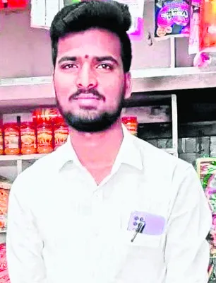 ఆర్థిక సమస్యలతో ఆత్మహత్య 
