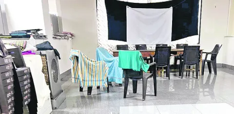 సారొస్తారంటేనే హడల్‌