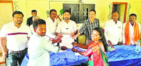 సొంతింటి కల నెరవేర్చుకోవాలి